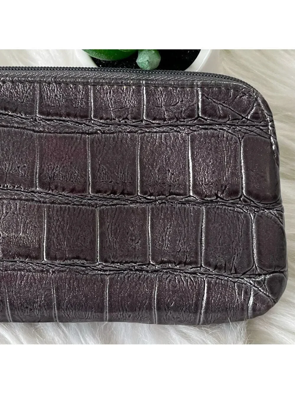 Buxton Leather Wallet Organizer Metallic Gray Snakeskin NWT